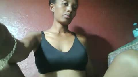 Snapshot of ninie246746 chatting on January 29, 2025, 7:25 am ninie246746 online show from January 29, 2025, 7:25 am