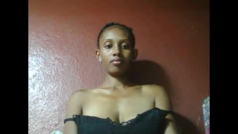 Snapshot of ninie246746 chatting on February 16, 2025, 6:10 am ninie246746 online show from February 16, 2025, 6:10 am