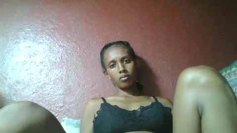 Snapshot of ninie246746 chatting on February 16, 2025, 7:49 pm ninie246746 online show from February 16, 2025, 7:49 pm