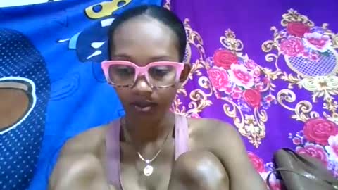 Snapshot of ninie246746 chatting on May 11, 2026, 4:51 am ninie246746 online show from May 11, 2026, 4:51 am