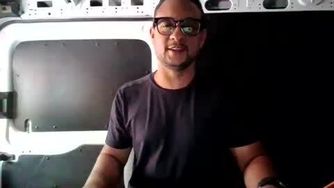 nininhaass online show from July 14, 2026, 4:02 pm