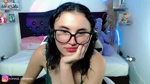 Ninna online show from April 13, 2026, 9:20 pm