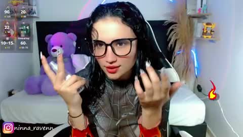 Ninna online show from April 19, 2026, 10:01 pm