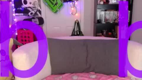 kiwi online show from November 22, 2025, 5:06 am