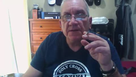 Snapshot of nionios67 chatting on November 19, 2025, 4:51 pm Dennis online show from November 19, 2025, 4:51 pm