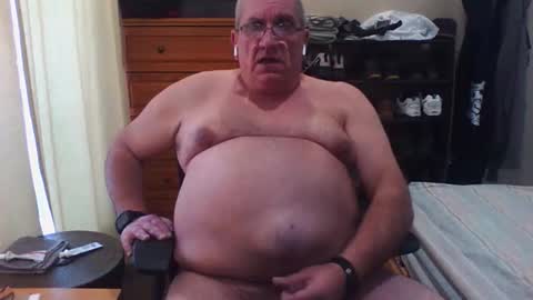 Snapshot of nionios67 chatting on December 3, 2025, 5:22 pm Dennis online show from December 3, 2025, 5:22 pm