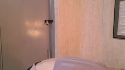 Nixx  online show from April 15, 2026, 11:39 am