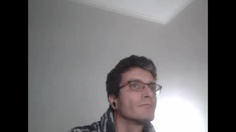 Snapshot of nmcandeias chatting on December 28, 2024, 12:36 am Nuno online show from December 28, 2024, 12:36 am