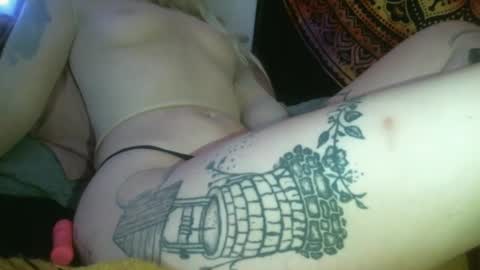 Leah online show from February 23, 2025, 1:42 pm