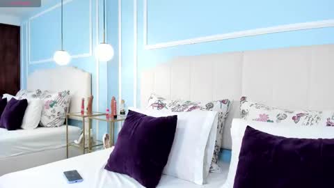 Noa Blue online show from March 12, 2026, 12:00 pm