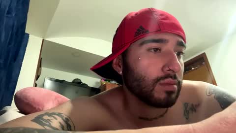 noa_bonucci online show from December 21, 2025, 5:03 am