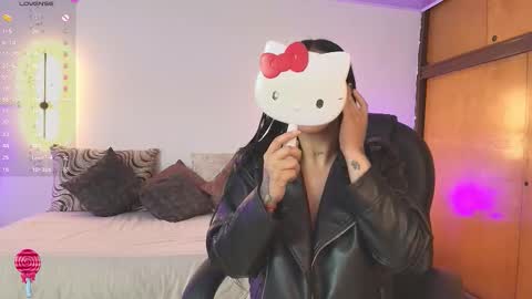 Gaby  Megan  Juliana  online show from October 10, 2025, 12:15 pm