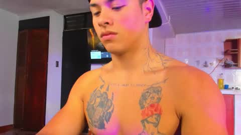 Snapshot of noah_223 chatting on November 8, 2025, 3:34 pm noah_223 online show from November 8, 2025, 3:34 pm