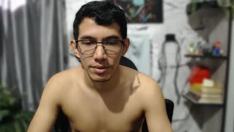 Sebastian online show from December 4, 2025, 8:06 pm