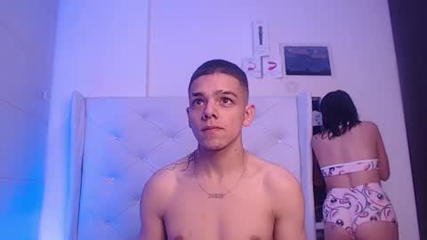 Zoe  online show from December 4, 2025, 3:38 am