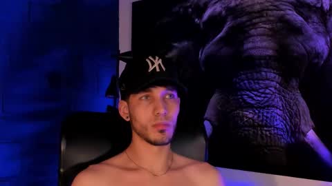 Noah Brigth online show from November 21, 2025, 8:57 am