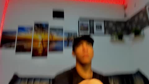 noah_flynn1 online show from February 11, 2026, 12:43 pm