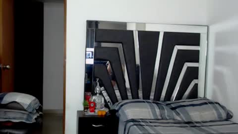 Noah Harris01 online show from December 5, 2024, 10:01 am