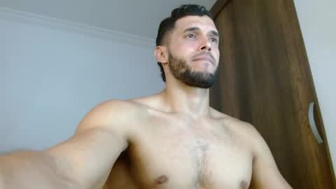 Snapshot of noah_jhonsonn chatting on June 1, 2026, 4:52 pm Noah online show from June 1, 2026, 4:52 pm