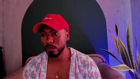 Snapshot of noah_jones__ chatting on January 19, 2025, 9:02 pm Noah online show from January 19, 2025, 9:02 pm