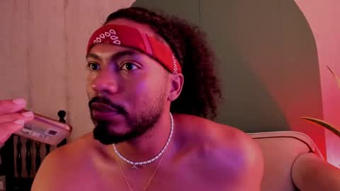 Snapshot of noah_jones__ chatting on January 23, 2025, 10:22 pm Noah online show from January 23, 2025, 10:22 pm