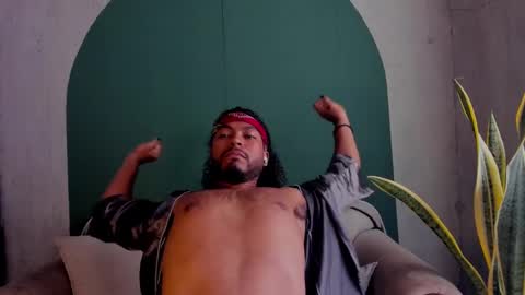 Snapshot of noah_jones__ chatting on February 27, 2025, 7:37 pm Noah online show from February 27, 2025, 7:37 pm