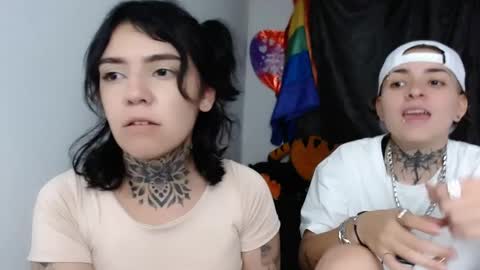 Snapshot of noah_martini chatting on January 2, 2025, 1:27 am noah hehim online show from January 2, 2025, 1:27 am