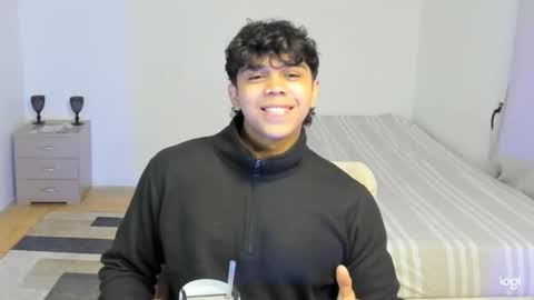 Snapshot of noah_prada14 chatting on May 11, 2026, 4:40 am luis navas online show from May 11, 2026, 4:40 am