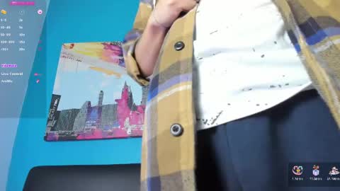 Snapshot of noah_ricci_ chatting on February 6, 2025, 12:05 pm online show from February 6, 2025, 12:05 pm