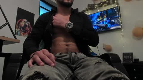 Snapshot of noahbrawn chatting on December 15, 2024, 12:17 pm LIAM- noah online show from December 15, 2024, 12:17 pm
