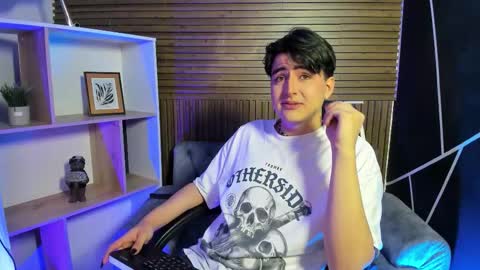 Snapshot of noahwolff_1 chatting on February 26, 2026, 6:01 am Noah Wolf online show from February 26, 2026, 6:01 am