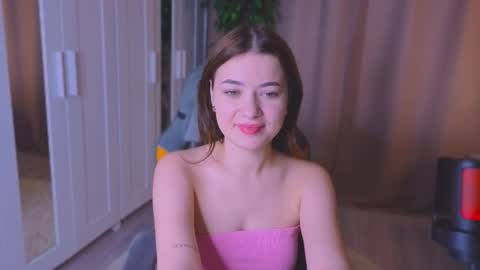 Ashley online show from October 5, 2025, 11:52 am