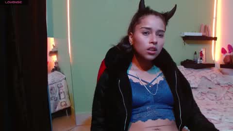 Snapshot of noha_thomson chatting on March 5, 2025, 7:16 am Noha Thomson online show from March 5, 2025, 7:16 am