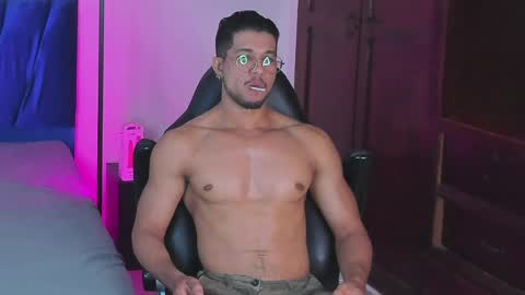 Im Nolan  online show from March 30, 2026, 9:38 pm