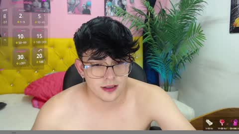 Nolan  online show from February 4, 2025, 9:52 pm