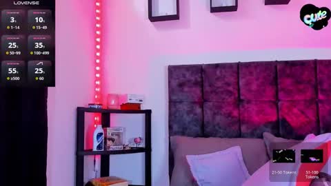 Nolan  online show from November 13, 2025, 6:18 pm