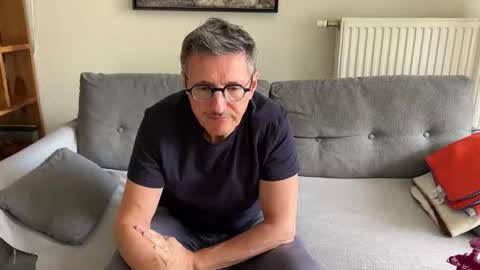 nolo34 online show from April 1, 2026, 12:39 pm