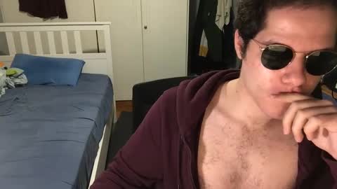 Snapshot of nongay379444 chatting on December 17, 2024, 4:00 pm nongay379444 online show from December 17, 2024, 4:00 pm