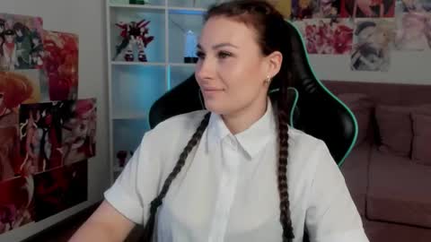 Snapshot of norafoxes chatting on January 19, 2026, 5:33 am NoraFoxes online show from January 19, 2026, 5:33 am