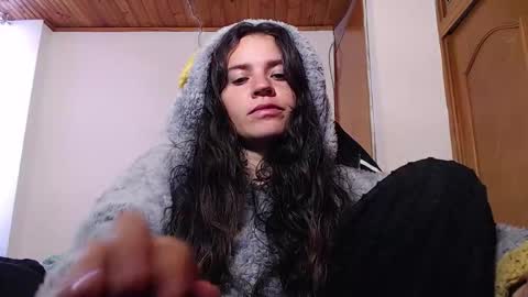 noreen_ online show from February 1, 2026, 9:13 pm