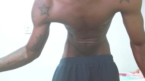 noreno9159 online show from November 19, 2025, 4:01 am