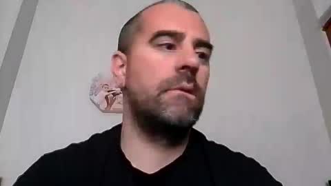 Snapshot of normalito42 chatting on March 7, 2025, 4:00 pm NORMALITO online show from March 7, 2025, 4:00 pm