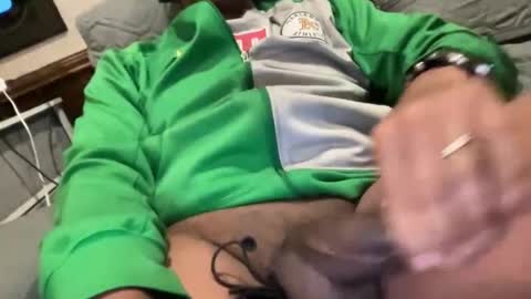 nostringfun online show from December 19, 2024, 3:19 pm