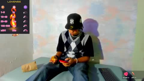 Snapshot of not_hoffman chatting on December 5, 2024, 1:06 pm HOFFMAN online show from December 5, 2024, 1:06 pm