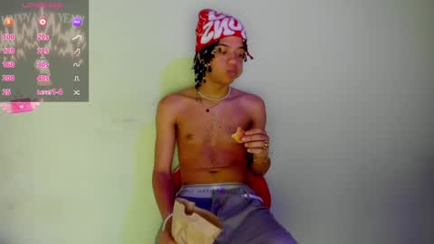 Snapshot of not_hoffman chatting on January 3, 2025, 1:14 pm HOFFMAN online show from January 3, 2025, 1:14 pm