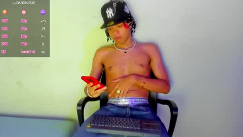 Snapshot of not_hoffman chatting on January 10, 2025, 1:09 pm HOFFMAN online show from January 10, 2025, 1:09 pm