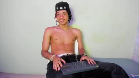 Snapshot of not_hoffman chatting on February 10, 2025, 1:22 pm HOFFMAN online show from February 10, 2025, 1:22 pm