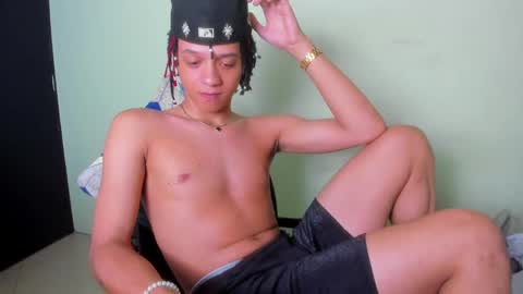 Snapshot of not_hoffman chatting on February 21, 2025, 5:53 pm HOFFMAN online show from February 21, 2025, 5:53 pm