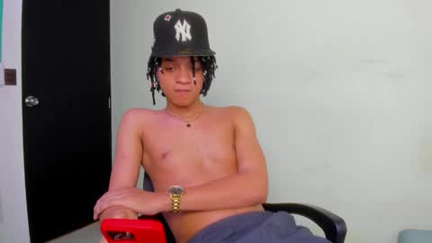 Snapshot of not_hoffman chatting on March 5, 2025, 5:08 pm HOFFMAN online show from March 5, 2025, 5:08 pm