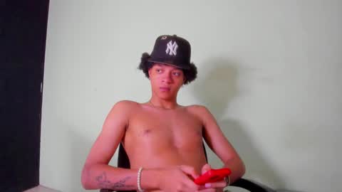 Snapshot of not_hoffman chatting on March 10, 2025, 2:05 pm HOFFMAN online show from March 10, 2025, 2:05 pm